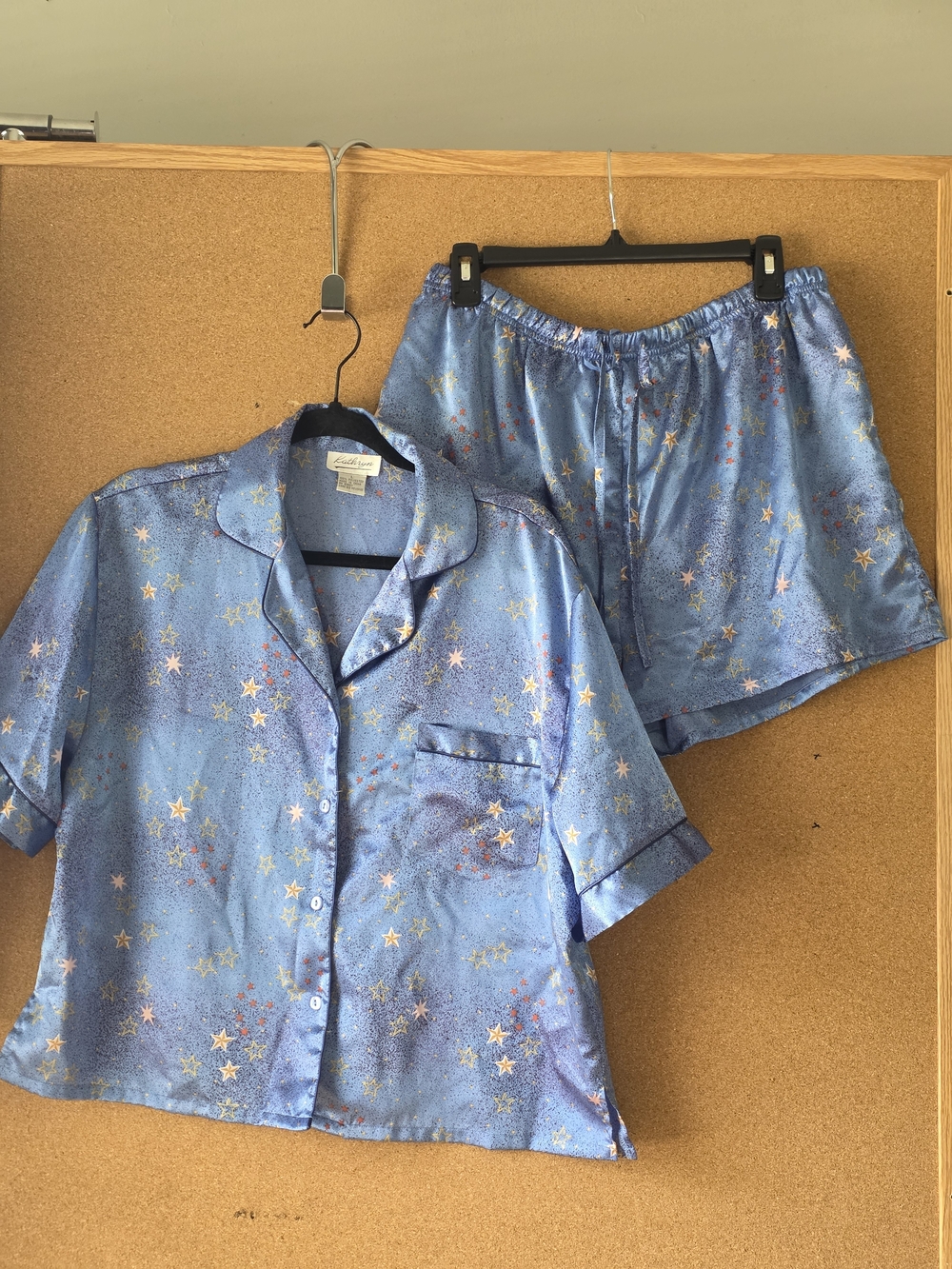 Kathryn Satin Star Print Pajama Set Blue Short Sleeve Top & Shorts Size L
